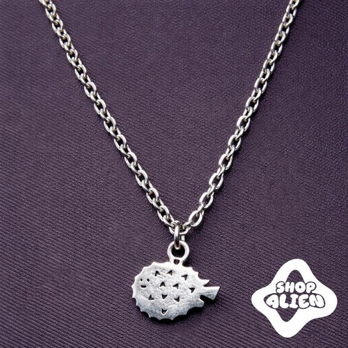 Piccola collana con - , ciondolo