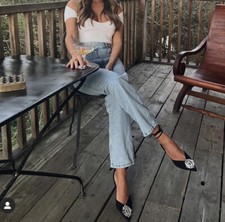 Sandali allacciati con strass