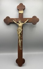 Grande antico crocifisso