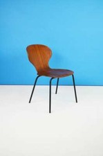 SEDIA VINTAGE CON SCOCCA CURVA IN LEGNO