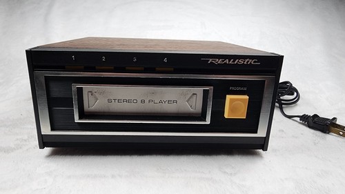 Realistic stereo player 8 - 8,