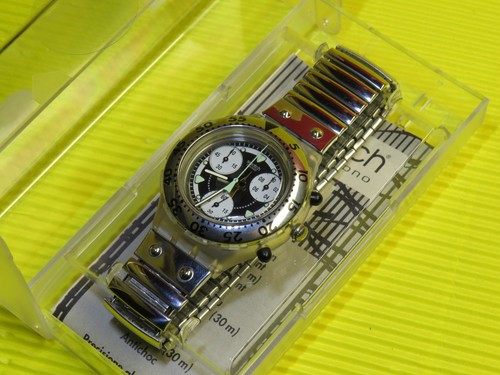Swatch mid size aqua chrono - mid-size,