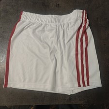 Pantaloncini Stile Adidas