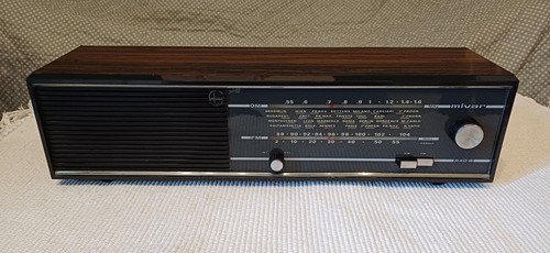 Radio transistor mivar - a,