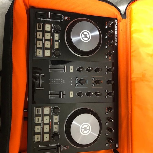 Unità native instruments - native,