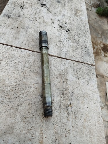Perno ruota anteriore - perno,