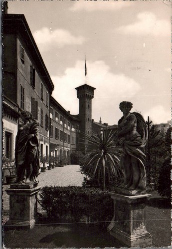 Pavia mede interno villa - mede,