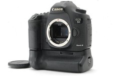 Canon EOS 5D Mark III Digital
