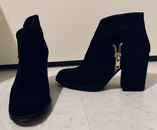 Zara stivaletto scamosciato