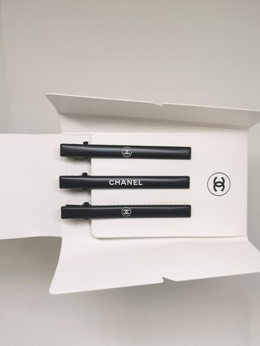 Chanel beaute pin per - pin, capelli
