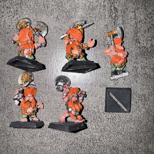 Warhammer fantasy dwarf - -,