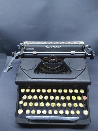 Everest mod typewriter - mod., 90