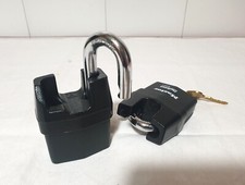 SET 2 lucchetti Master Lock 6327EUR blindati corazzati ad alta sicurezza
