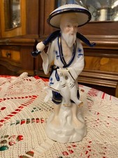 Statuetta in Porcellana