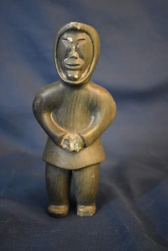 Authentic inuit soapstone bird - inuit,