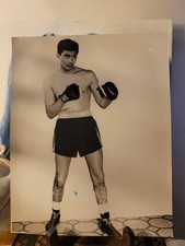 Press Photo Former Boxer The