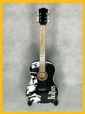 Chitarra in miniatura da collezione miniature musicali mini chitarre the Beatles