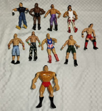 10 PERSONAGGI ACTION FIGURE