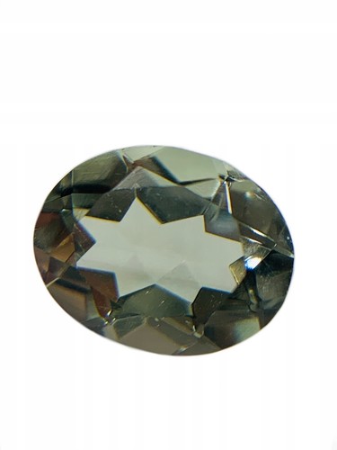 Natural green quartz - green, 9x7mm