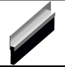 Nuovo Profilo Paraspifferi  Spazzolato In alluminio Per Garage Due Pezzi Rimasti