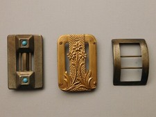 TRE FIBBIE DA CINTURA  DA DONNA IN  METALLO E ARGENTO  VINTAGE  