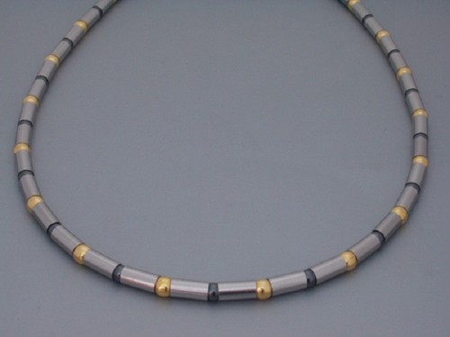 Collana titanio titanio