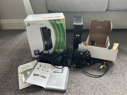 Xbox 360 slim 250 - 360, console