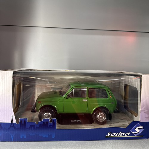Lada niva 1600 4x4 - niva, green