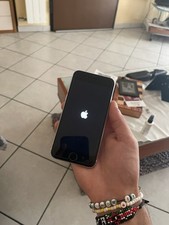 Apple iPhone SE 2a gen - 64GB - (Sbloccato)