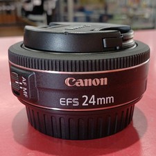 Obiettivo Canon modello EF S