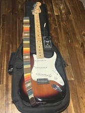 Fender Stratocaster 2021 con