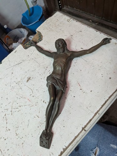 Cristo bronzo firmato g - cristo, in