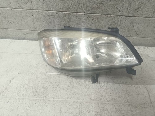 Faro proiettore anteriore