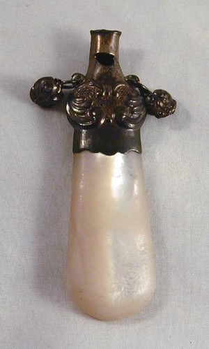 Antico fischietto dentizione