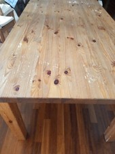 tavolo da soggiorno IKEA in legno 100x180. con una levigatura del piano è ok