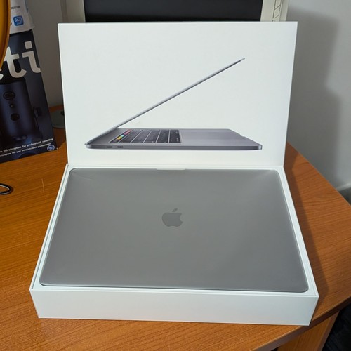 Macbook pro 2018 - macbook, 15