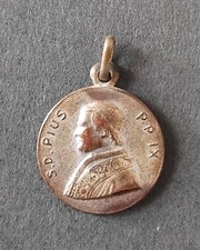 reliquia ex indumentis beato