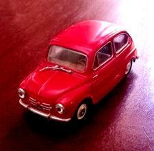 Modellino FIAT 600 BERLINA Rossa Scala 1.43 Progetto K NO BOX Come Foto