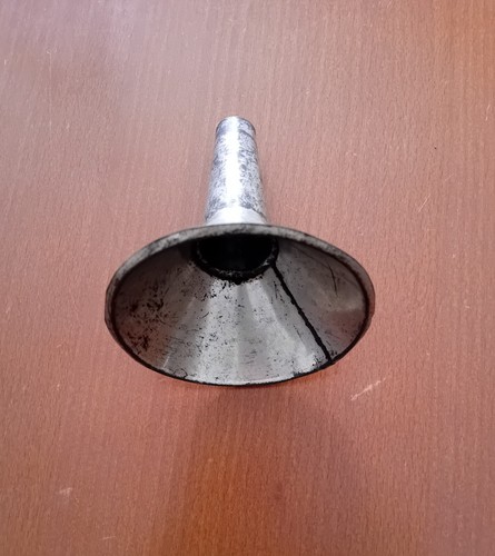 Imbuto metallo antico - imbuto, antico.