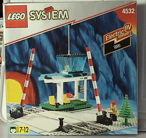 Lego treno 4532 passaggio - treno, 9v