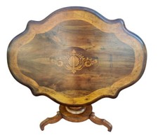 Unico Tavolo a Cappello del