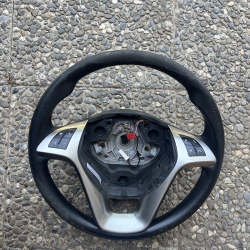 Volante con comandi - volante,