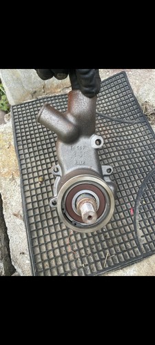 Pompa acqua per trattore