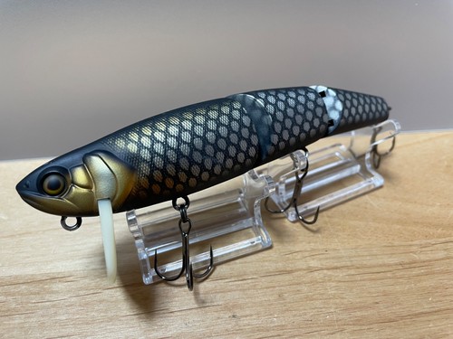 Jackall mikey 140 - skull, shell