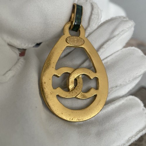 Ciondolo vintage grande chanel - vintage,
