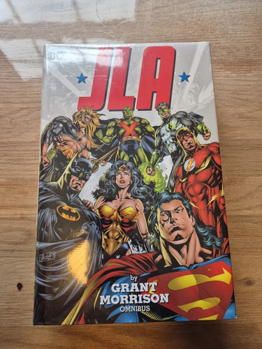 Jla grant morrison omnibus - by,