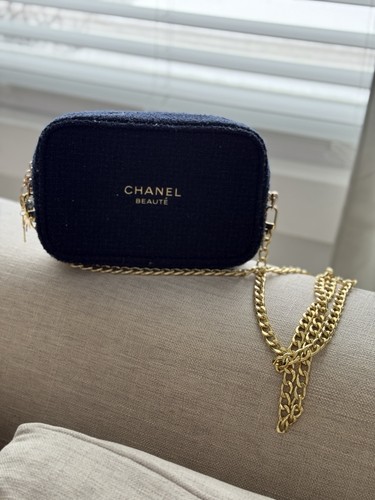 Authentic chanel beaute vip - authentic,