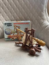RARO PLAYSET ACTION FIGURE