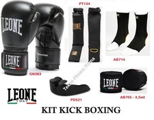 KIT LEONE KICK BOXING/THAI GUANTONI 10oz PARATIBIA BENDAGGI CAVIGLIERE PARADENTI