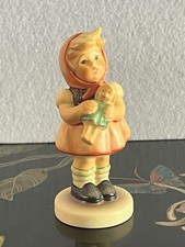 🎠 MÄDCHEN MIT PUPPEN GIRL